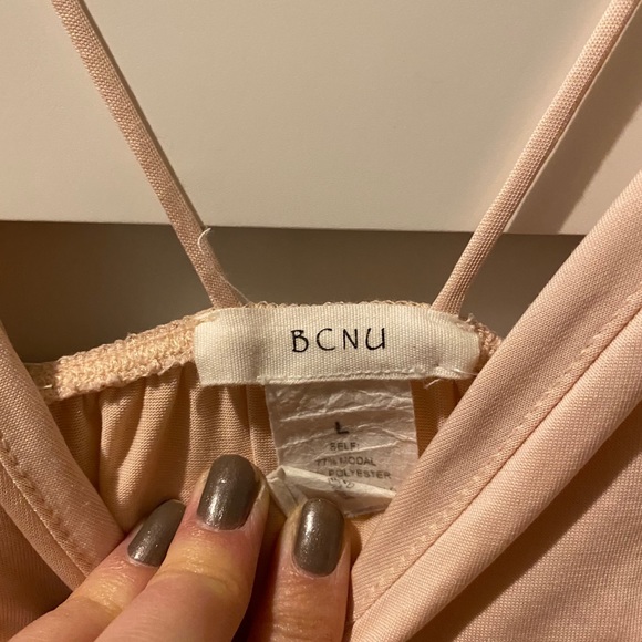 💫STRAPPY PINK DRESS💫 - Picture 2 of 3